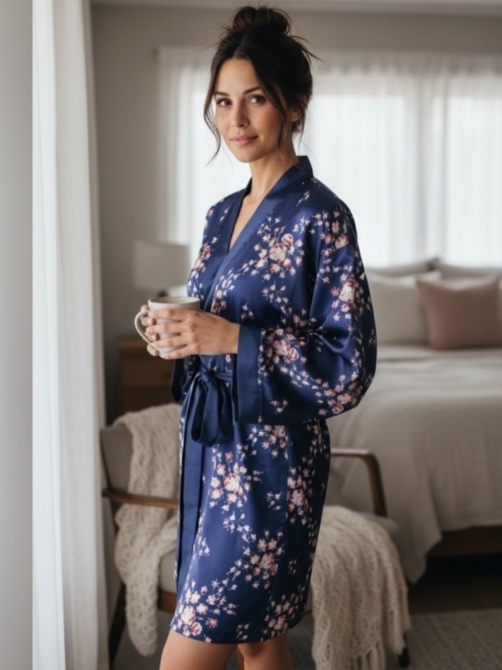 MORGAN LANE X fabfitfun OS Navy White Red Pink Rose Floral Satin Kimono Robe